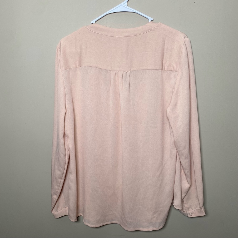 Chico’s Blush Light Pink Black Dotted Ruffle Long Sleeve Button Down Blouse - Picture 3 of 10